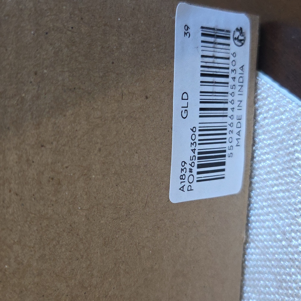 NWT! Boden! Beautiful Metallic Gold Ballet Flats. Perfect Condition! - Picture 9 of 12